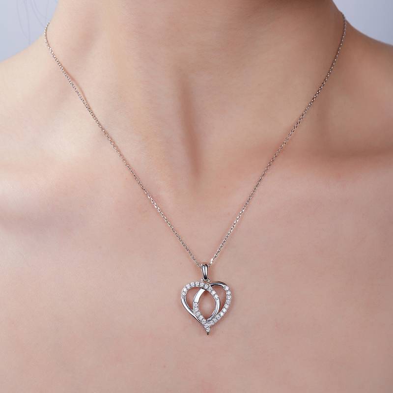 交芯爱心PendantS925银Moissanite厘石D级0.38ct